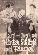 439: Hinter Schloß und Riegel,  Stan Laurel  &  Oliver Hardy